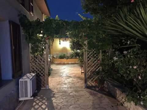 B&B Villa Sul Golfo クアルトゥ・サンテーレナ エクステリア 写真